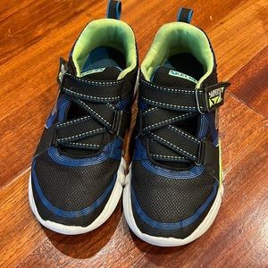 Skechers Velcro size 3 boys light up sneakers